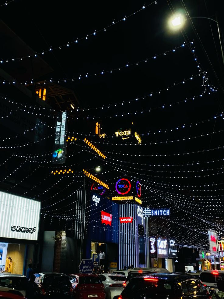 Church Street, Bangalore murals – best places to visit Bangalore